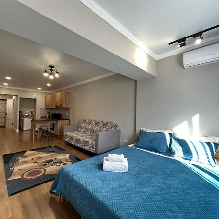 Жилой Комплекс Молодежный На Тулебаева Apartment Алма Ата Екстериор снимка